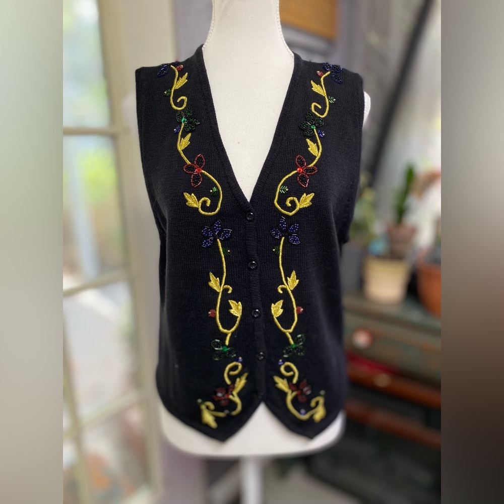 Haberdashery by Leslie Fay Black V-Neck Knit Vest Colorful Embroidery beading M